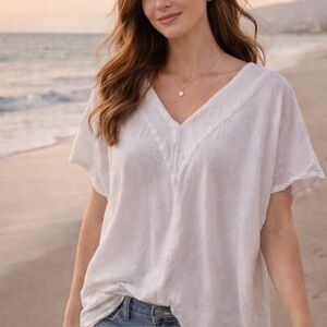 Manta Del Lago white linen cotton bougie hot weather summer vacay top tee shirt